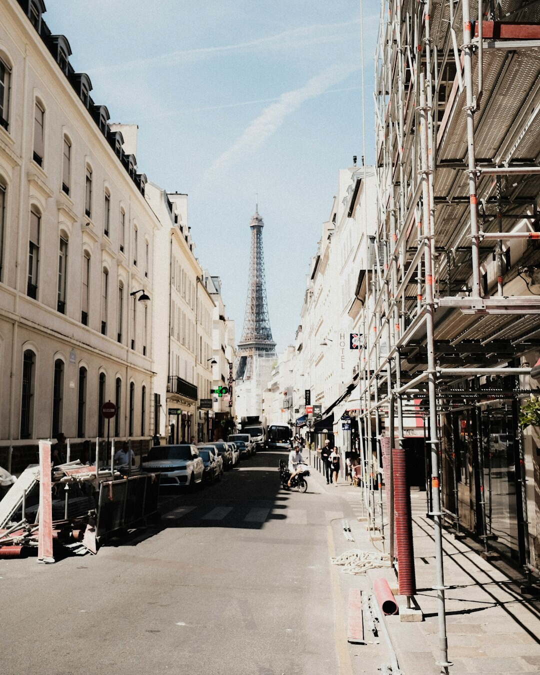parisian film set