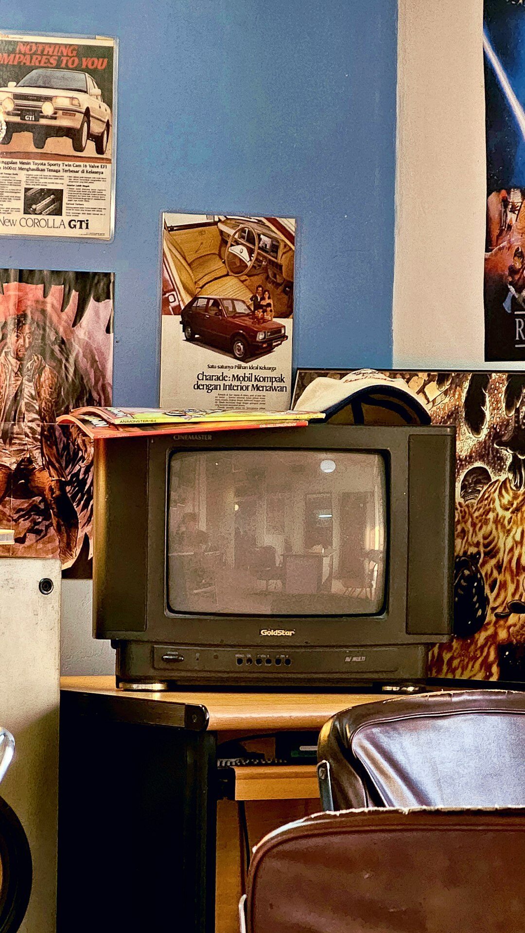 vintage french tv